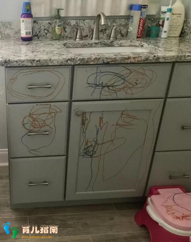 看了这些照片你就会明白，如果孩子突然变安静了有多恐怖”