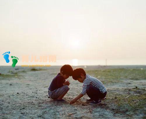 被骂仍要妈妈抱”：在孩子无条件爱你的年纪，请善待他！