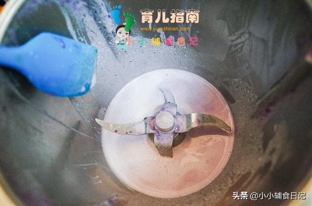 香甜可口又方便的坚果紫薯燕麦牛奶