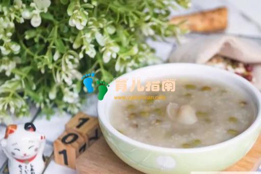 夏天宝宝不肯喝水，就做这三道辅食！补水又养胃还能补钙和维生素