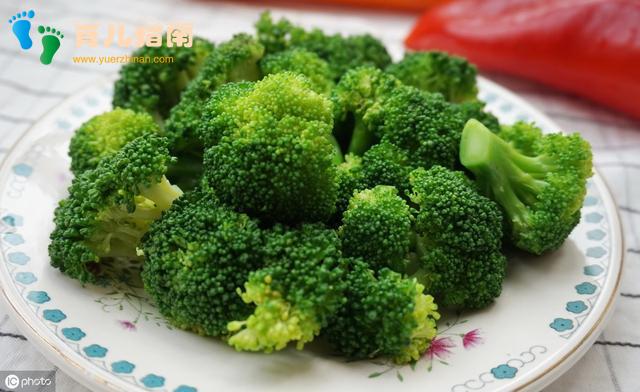 晚上给孩子煮啥？推荐4道辅食，荤素搭配、营养好吃，关键是省事