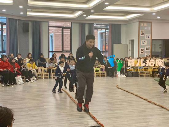 男幼师:被争抢的宝藏男孩”
