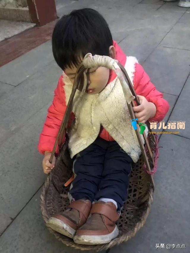 娃们的睡姿,我已经笑到不能自己