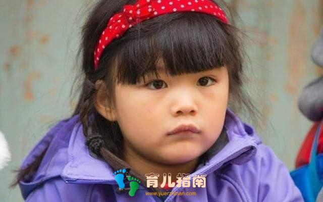 6年过后森碟变化大，王诗龄也没了童真，网友：穷养和富养的差距