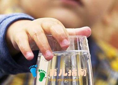 这个阶段的宝宝最难带，却是发育的关键期，带好了家长一辈子省心