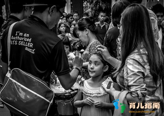 6年过后森碟变化大，王诗龄也没了童真，网友：穷养和富养的差距