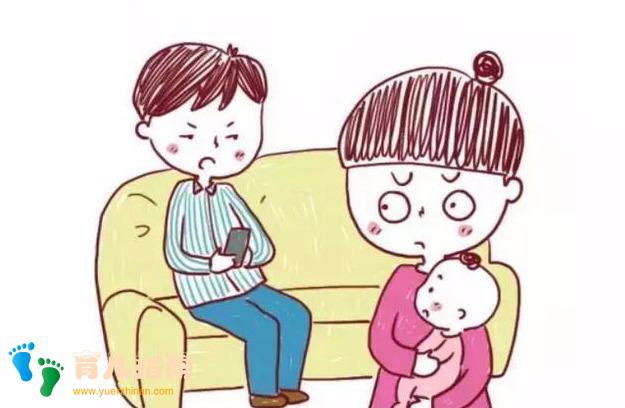 一家三口外出，不同走路方式，反应不同的家庭幸福程度，别不信…