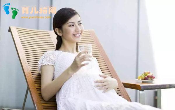 准妈妈的这些小习惯，容易使羊水变得浑浊，不利于胎宝宝的生长