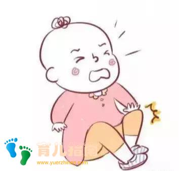 一家三口外出，不同走路方式，反应不同的家庭幸福程度，别不信…