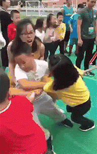 不知不觉：二胎开放5年了，第一批二胎父母已“投降”