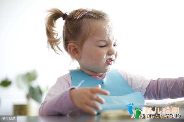 你会经常亲吻孩子吗?注意了,这可能会导致脑瘫