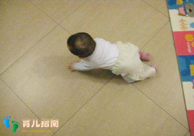 宝宝骨骼和脊柱有发育关键期”,牢记这三招,规避驼背、促发育