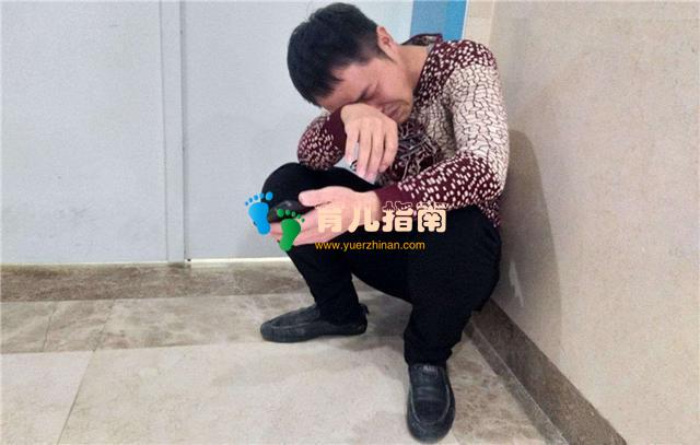 宝宝出生就"无肛门",父亲抽了自己一巴掌:早知道就不那样做了