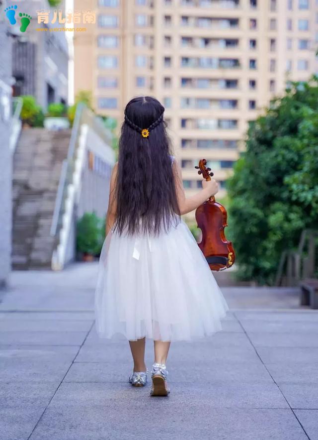 首席猫摔跤女孩”成长史:我要成为妈妈的小提琴公主