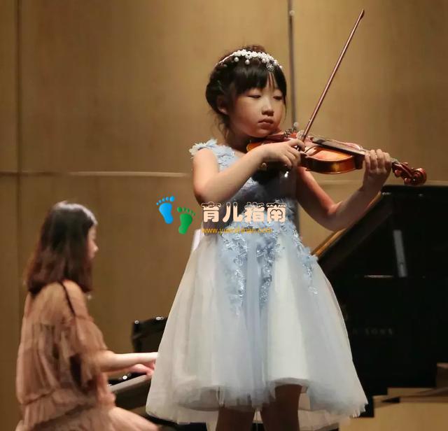 首席猫摔跤女孩”成长史:我要成为妈妈的小提琴公主