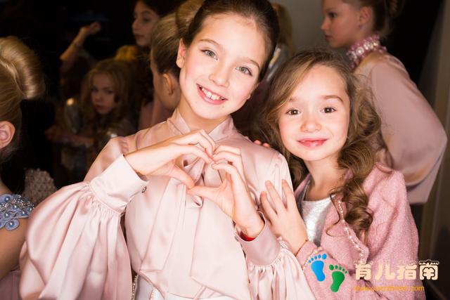 怎样让小孩子喜欢上你,有了诀窍轻松制服多个孩子