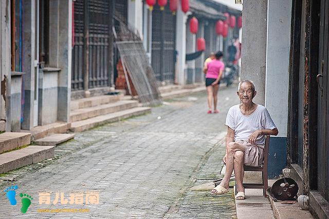 除了啃老”,这种用隔辈啃老”的方式更伤人,你中招了吗?