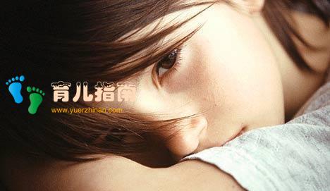 揪耳朵的宝宝都在想什么?不仅是好奇,还可能是病了