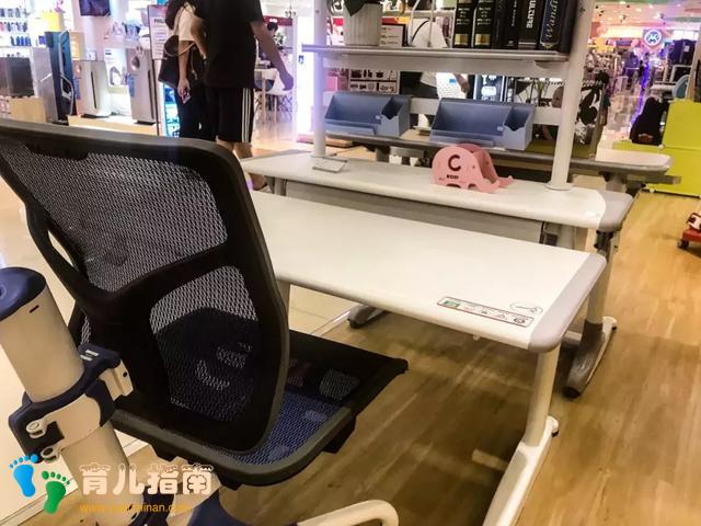 测评丨市面上带功能的儿童书桌椅,这样选才能不被收智商税”