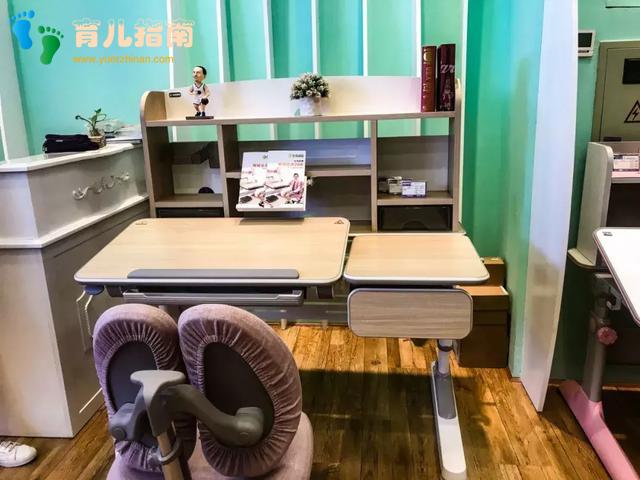 测评丨市面上带功能的儿童书桌椅,这样选才能不被收智商税”