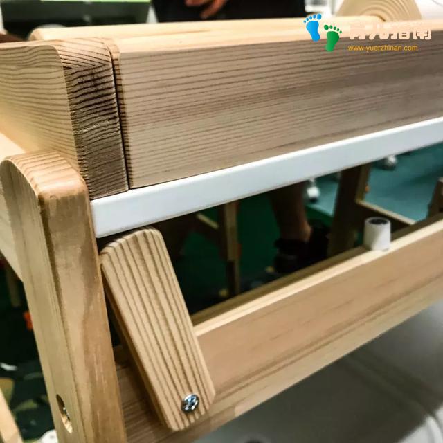 测评丨市面上带功能的儿童书桌椅,这样选才能不被收智商税”