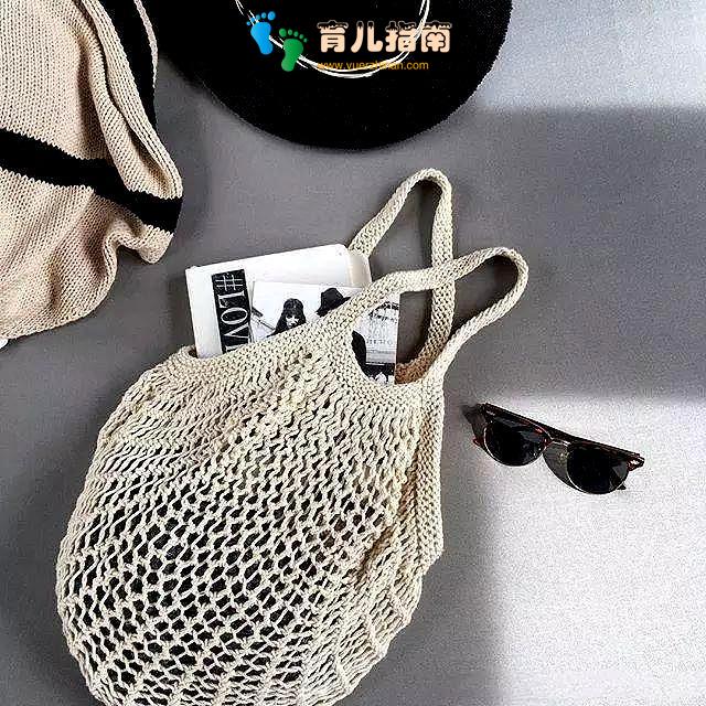 漂亮的手工编织衣物,色彩很美,我编织的是生活