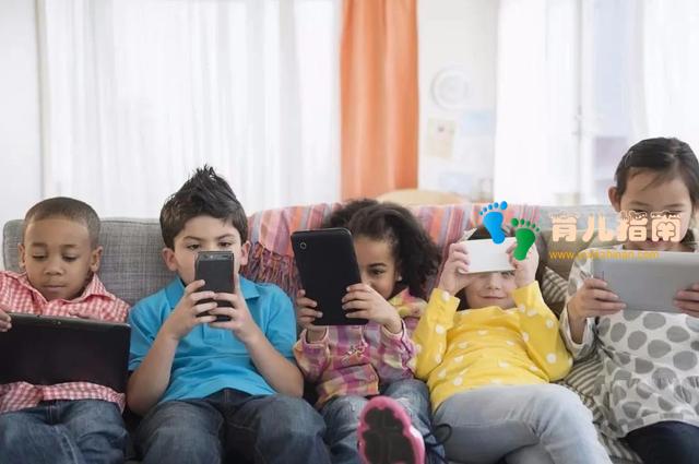 育儿误区排雷:手机电脑并不能教孩子认知和说话