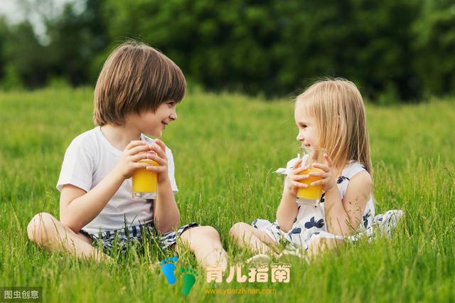 「男穷养,女富养」教育观是对还是错?看看现在的年轻人?谁之过