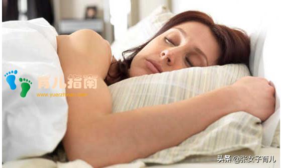 孕期睡不着觉,就翻来翻去,对胎儿有3种不利影响,孕妈别不在意