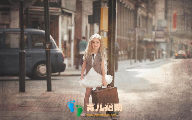 为什么别人不排队！当别人不遵守规则”，父母可以这样教育孩子