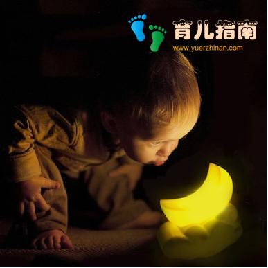 宝宝是个夜哭郎”，妈妈做到这5点，哄睡宝宝不再难