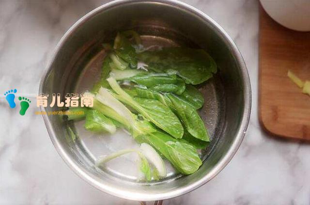 宝妈常做的这几种辅食，营养价值低就算了，还会影响宝宝健康