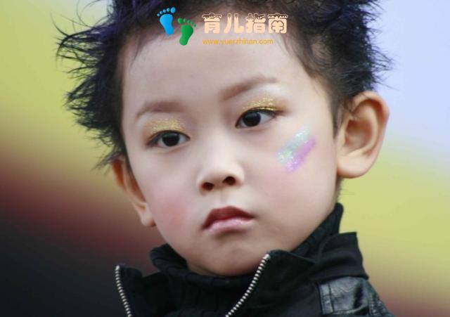 孩子自尊心太强一说就哭？可能是管教方式不对，这三个方法很有用