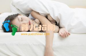 幼儿英语启蒙离不开原汁原味的外语输入，要提高孩子的英语泛听量