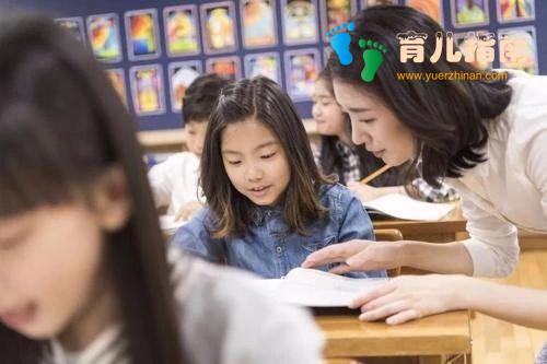 3个妈妈一起给孩子报兴趣班，态度不同，孩子的未来也不同