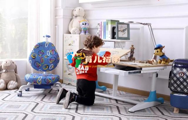 为什么说百科迪尔书桌椅，是更懂孩子的书桌椅？