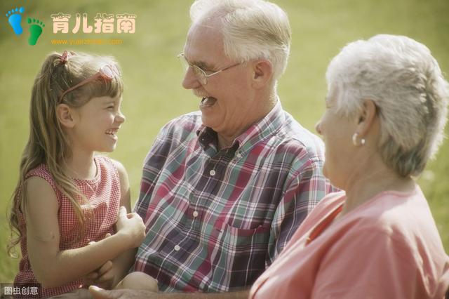 5岁熊孩子在电梯蹦蹦跳跳，妈妈：孩子小不懂事，被00后反呛