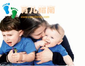 孩子越长大越不懂事？可能是安全感缺失，产生行为退行”的现象