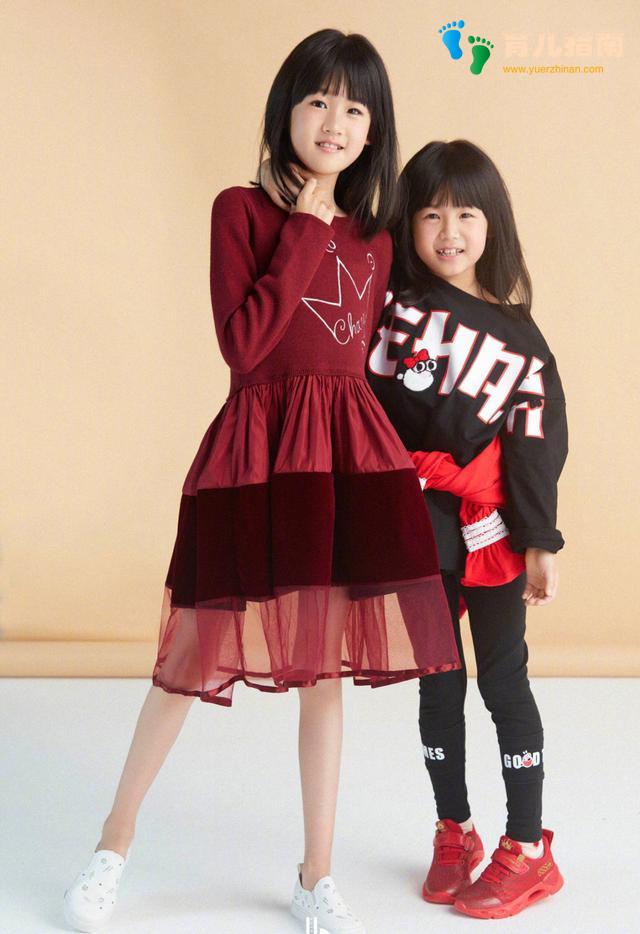 陆毅带妻女合体拍大片,不懂亲子装搭配的赶紧get,两女儿真会拍