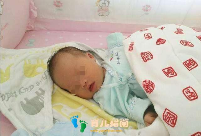 孩子出生后是断掌，婆婆说长大一定有出息，体检后却高兴不起来了