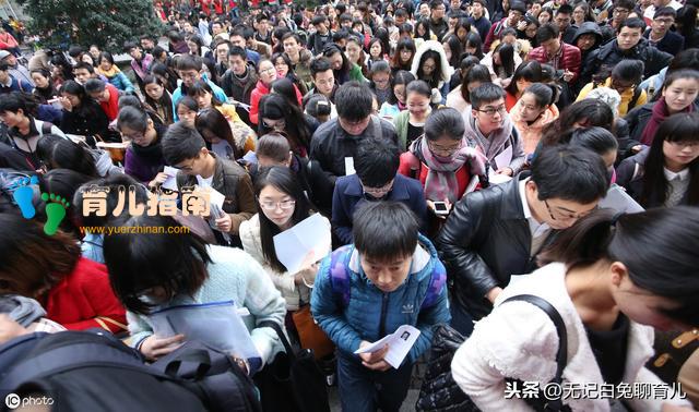 收到孩子的幼儿园入园通知书，3年独抚的90后单亲妈妈泪如泉涌