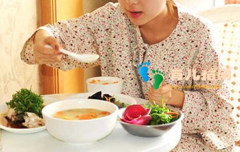 外国人也有坐月子”,来了解学习下跟我们有哪些不一样呢?