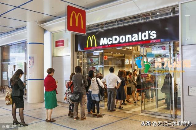 收到孩子的幼儿园入园通知书,3年独抚的90后单亲妈妈泪如泉涌