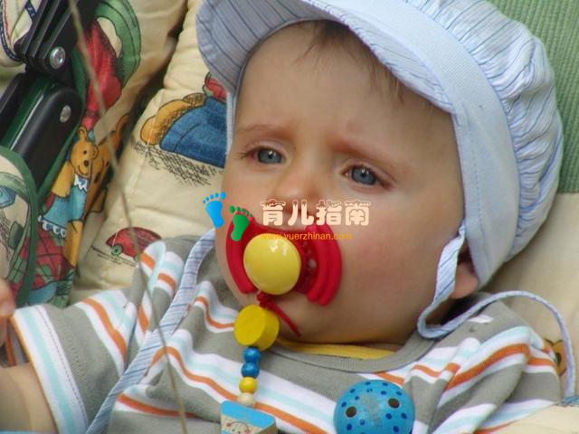 宝宝经常大声哭闹，可能是这4个原因引起的，许多宝妈还没意识到