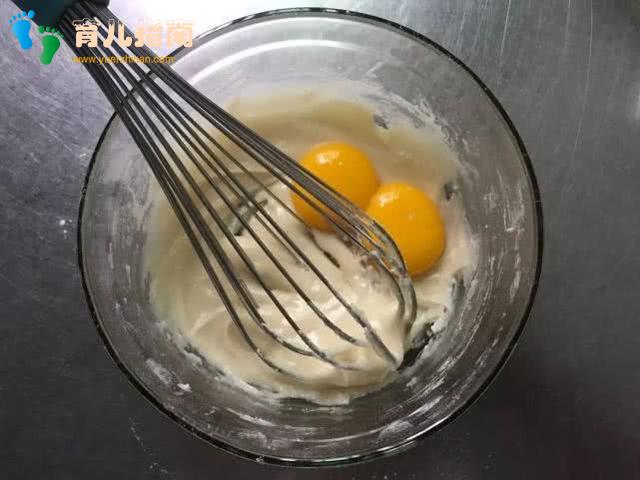 小孩子们特爱吃的蛋糕卷，肉松海苔奶油卷