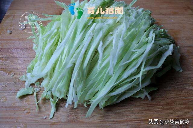 入秋后要多吃包菜，教你新吃法，不炒不炖不凉拌，出锅比吃肉还香