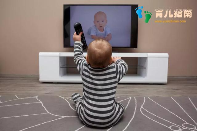 公共场合宝宝一直哭闹怎么办?10秒钟让宝宝从哭到笑