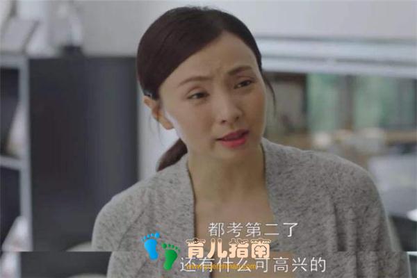 中国式亲妈:凌晨起来给孩子炖燕窝,却换不回来娃一句感谢