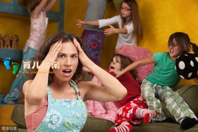 2-3岁宝宝，锻炼如厕时培养孩子独立性的第一步