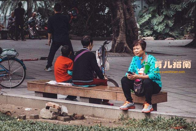 把孩子交给老人带,你就要知道这些,别一出问题就怪别人